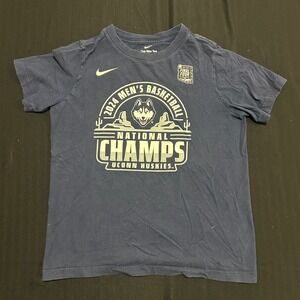 Nike Kids UConn Huskies 2024 National Champs Basketball T-Shirt Navy Blue L